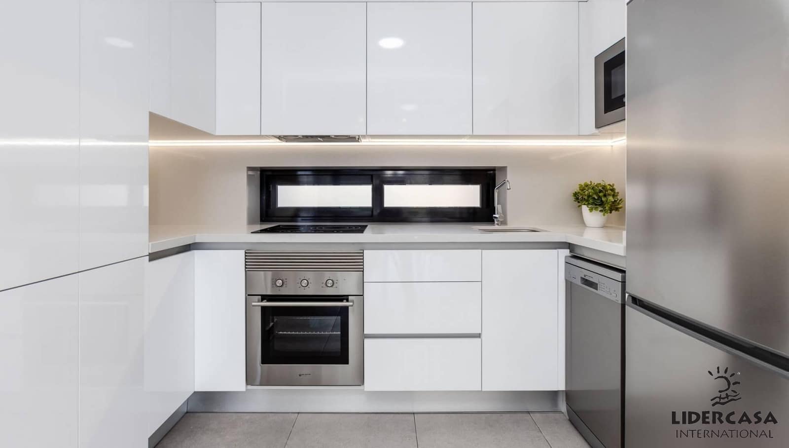 2 slaapkamer Appartement te koop in San Javier met zwembad garage - € 270.000 (Ref: 9450804)