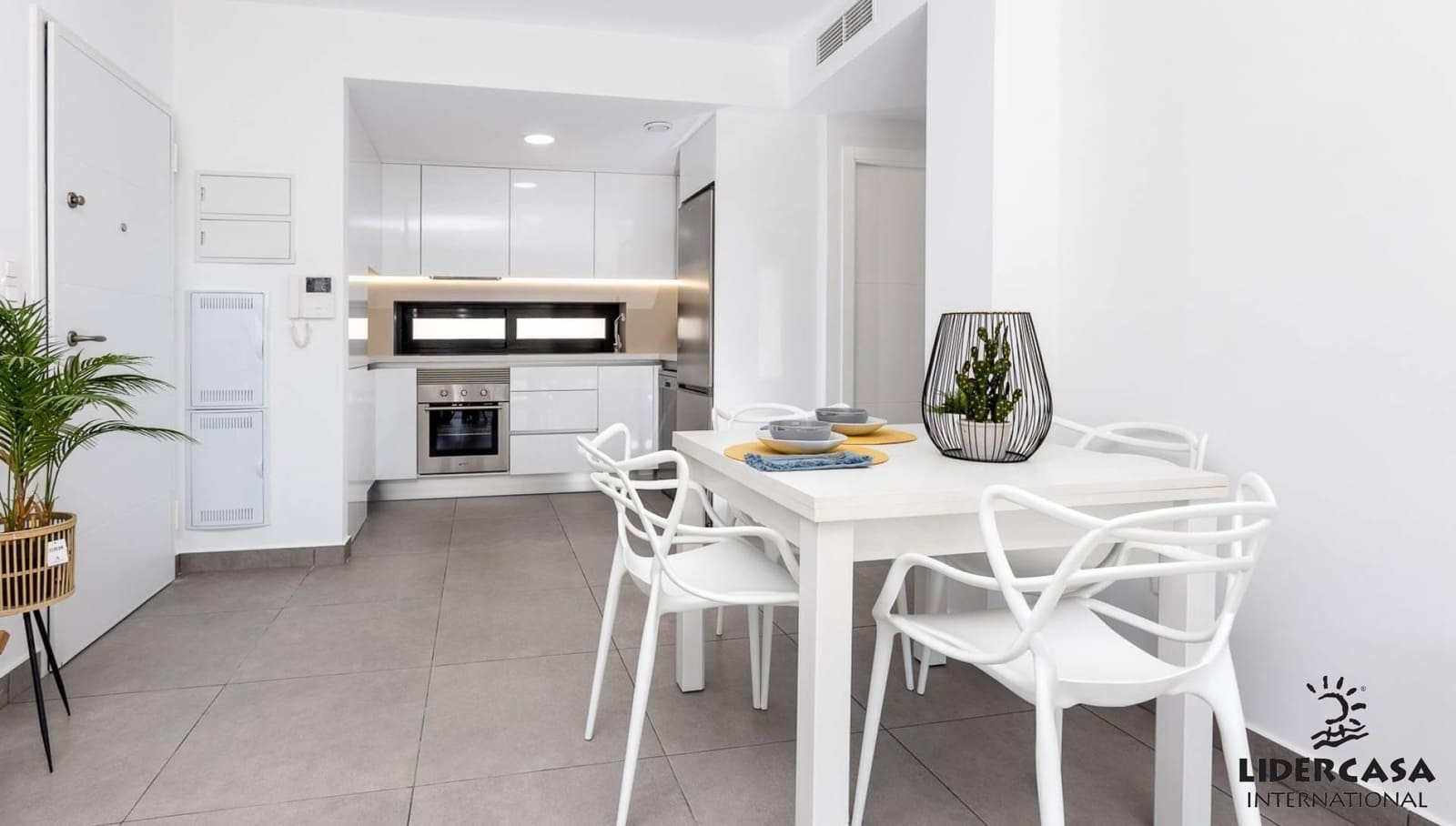 2 slaapkamer Appartement te koop in San Javier met zwembad garage - € 270.000 (Ref: 9450804)