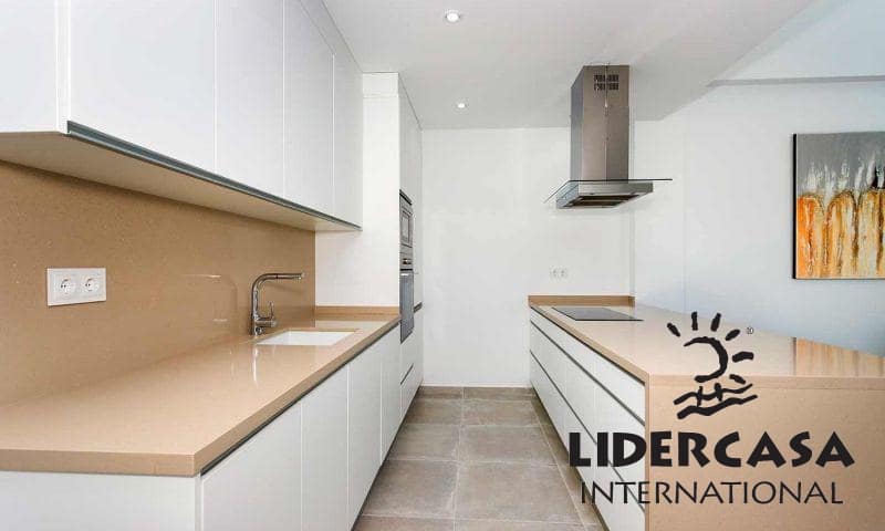 Adosado de 3 habitaciones en Daya Nueva en venta con piscina garaje - 399.900 € (Ref: 9466117)