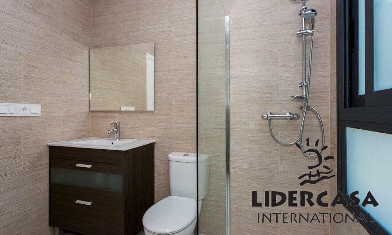 Adosado de 3 habitaciones en Daya Nueva en venta con piscina garaje - 399.900 € (Ref: 9466117)