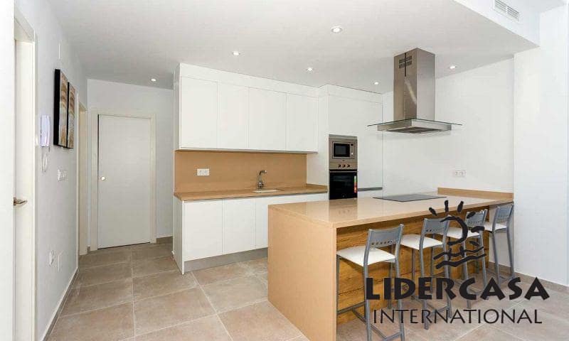 Adosado de 3 habitaciones en Daya Nueva en venta con piscina garaje - 399.900 € (Ref: 9466117)