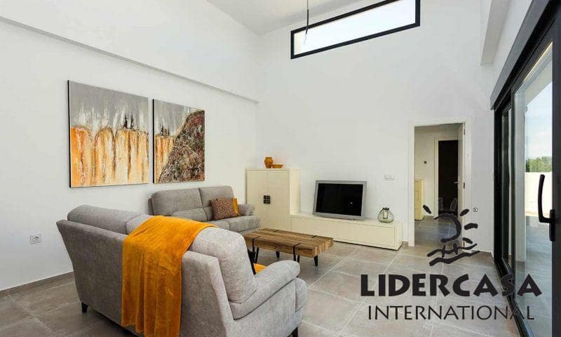 Adosado de 3 habitaciones en Daya Nueva en venta con piscina garaje - 399.900 € (Ref: 9466117)