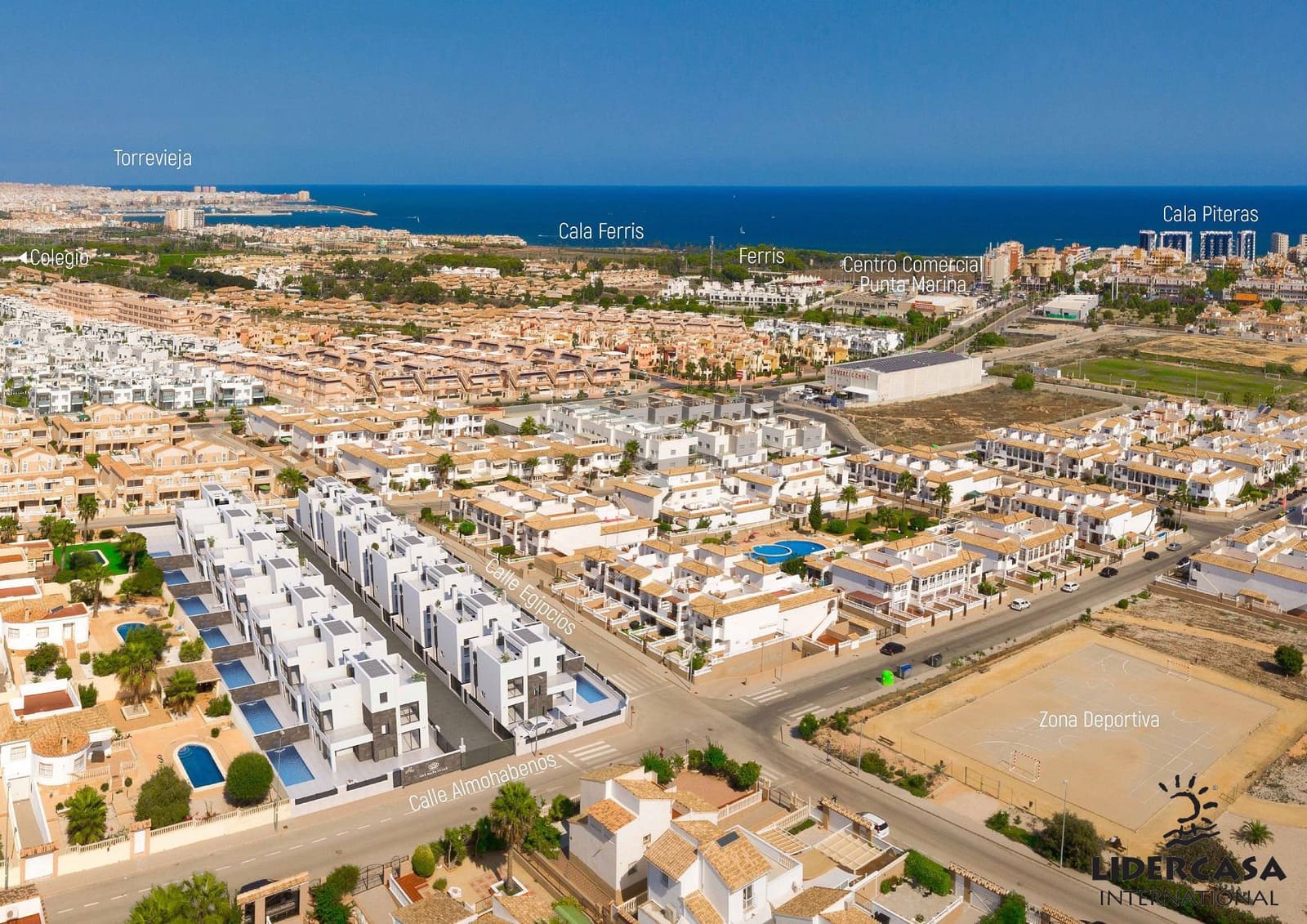 4 slaapkamer Rijtjeshuis te koop in Orihuela met zwembad - € 519.999 (Ref: 9466122)