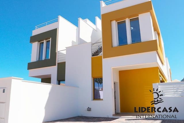 Chalet de 3 habitaciones en El Montgó, Dénia en venta con piscina garaje - 675.000 € (Ref: 9466123)