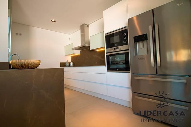 Chalet de 3 habitaciones en El Montgó, Dénia en venta con piscina garaje - 675.000 € (Ref: 9466123)