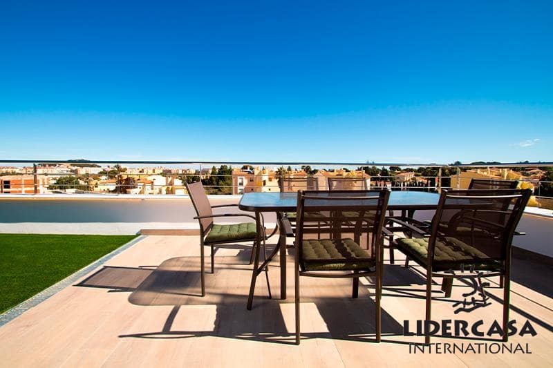 Chalet de 3 habitaciones en Dénia en venta con piscina garaje - 675.000 € (Ref: 9466123)