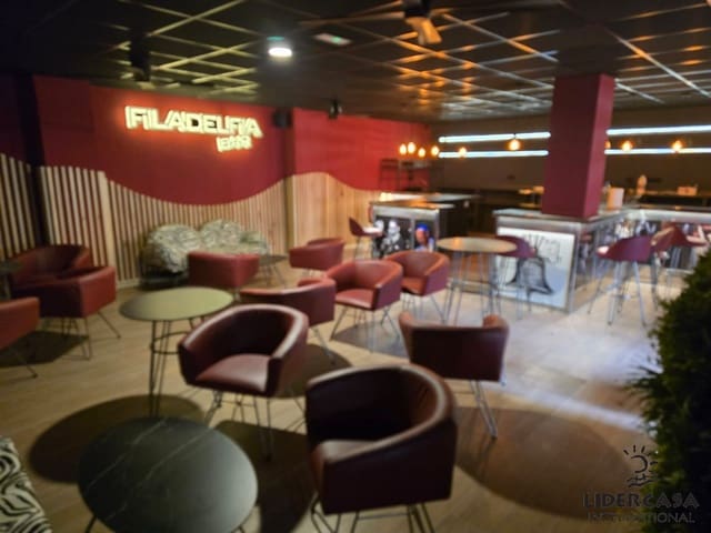 Local Commercial de 3 chambres à louer à El Raal, Murcie ville - 1 200 € (Ref: 9466127)