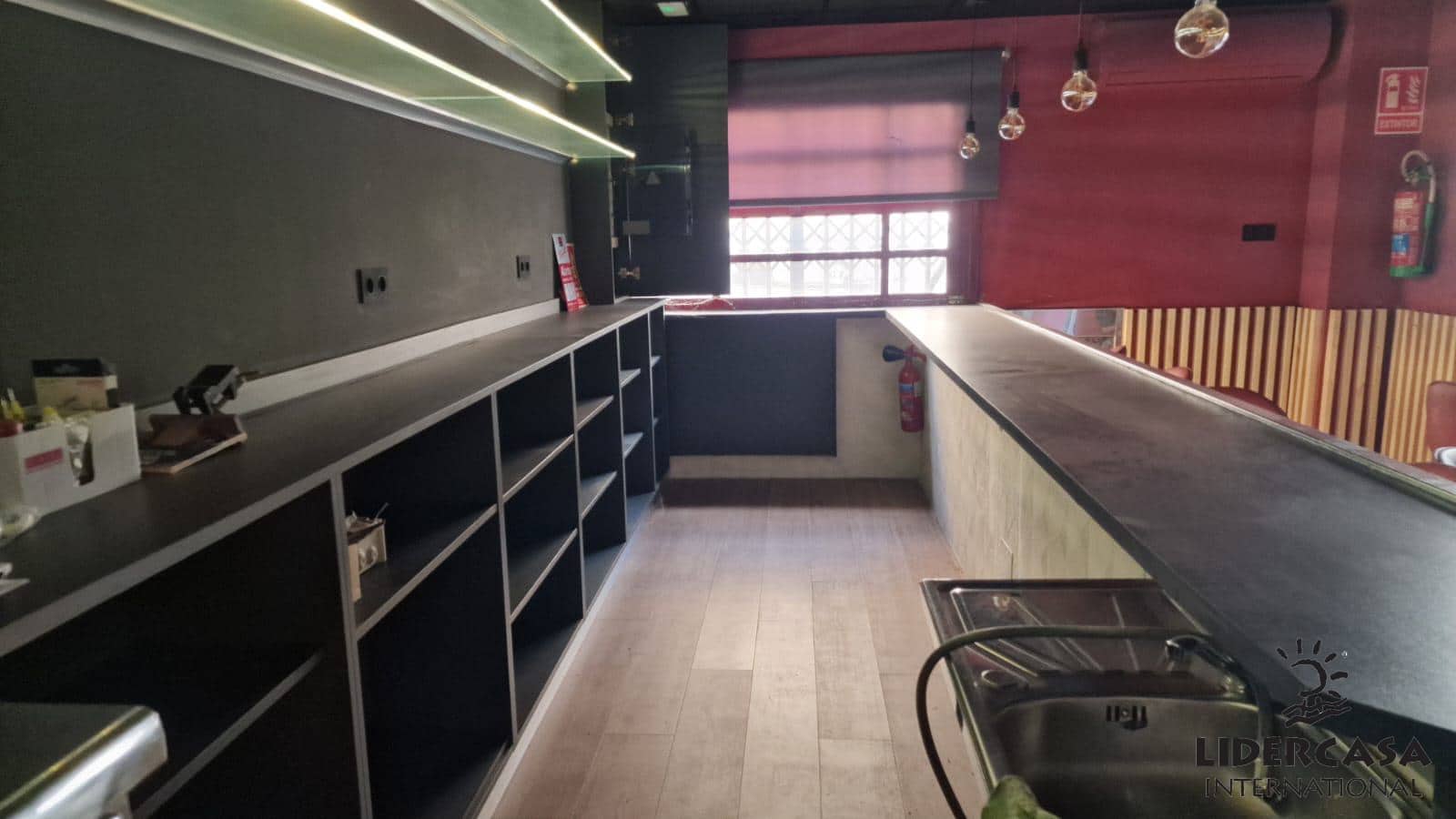 Local Commercial de 3 chambres à louer à El Raal - 1 200 € (Ref: 9466127)