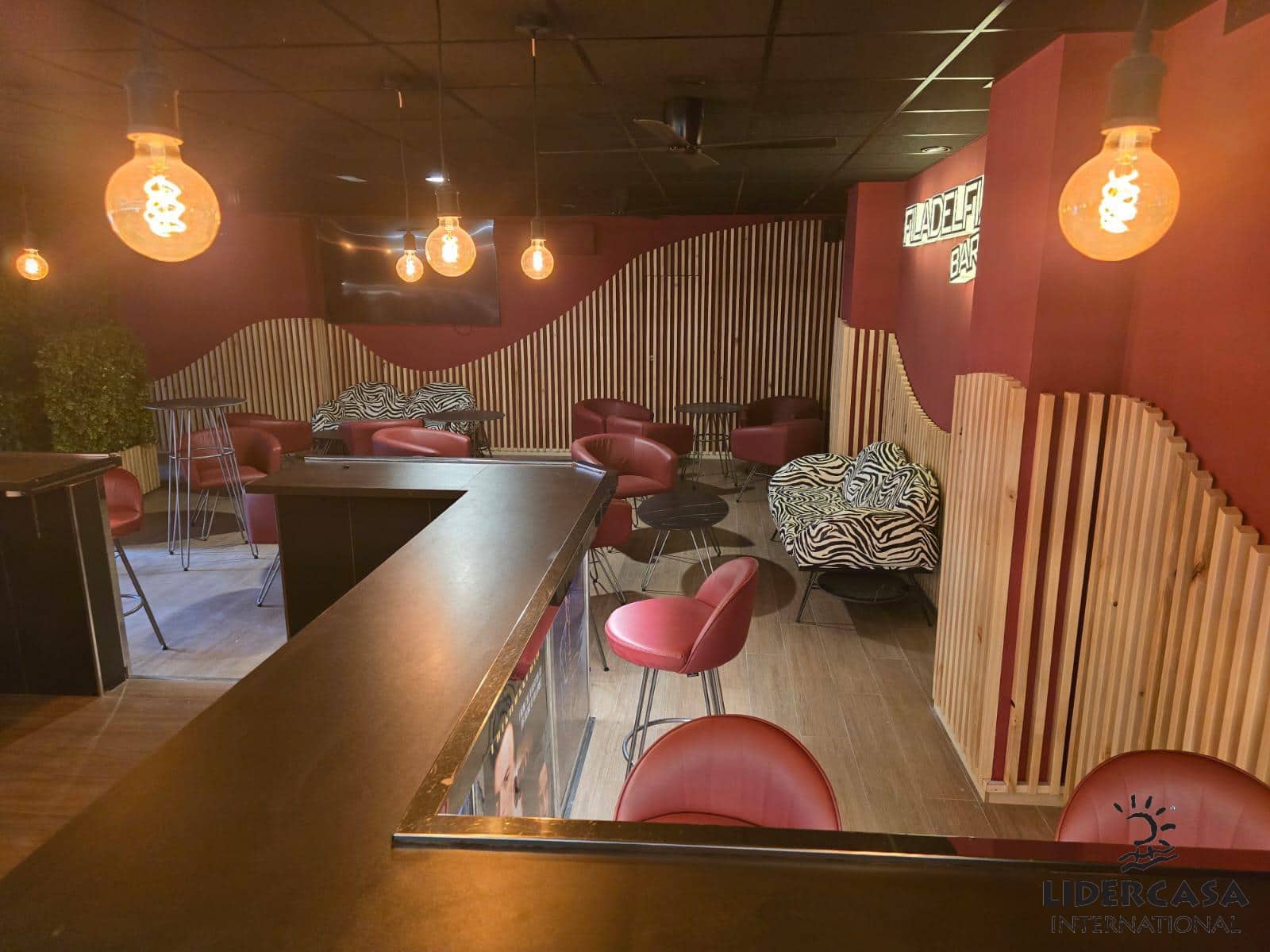 Local Commercial de 3 chambres à louer à El Raal - 1 200 € (Ref: 9466127)