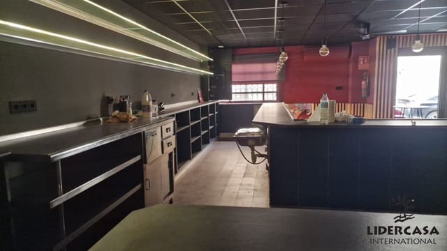 Local Commercial de 3 chambres à louer à El Raal, Murcie ville - 1 200 € (Ref: 9466127)