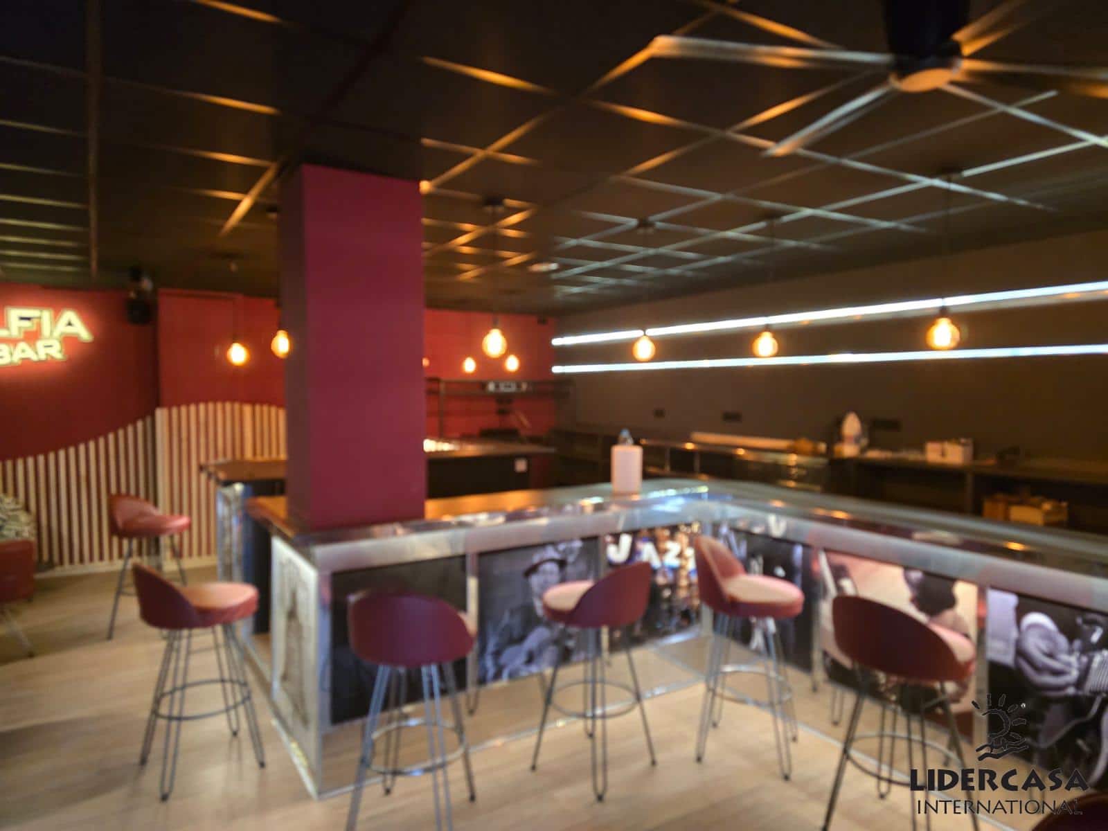 Local Commercial de 3 chambres à louer à El Raal - 1 200 € (Ref: 9466127)