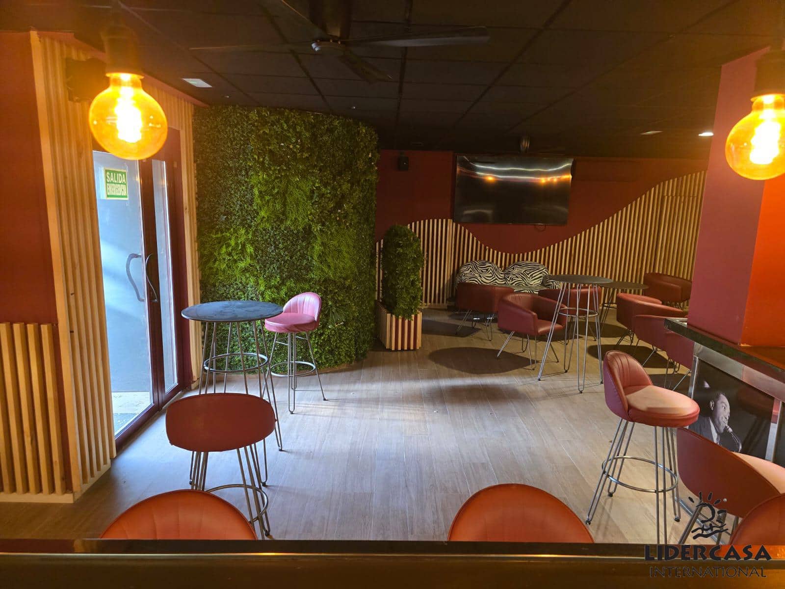 Local Commercial de 3 chambres à louer à El Raal - 1 200 € (Ref: 9466127)