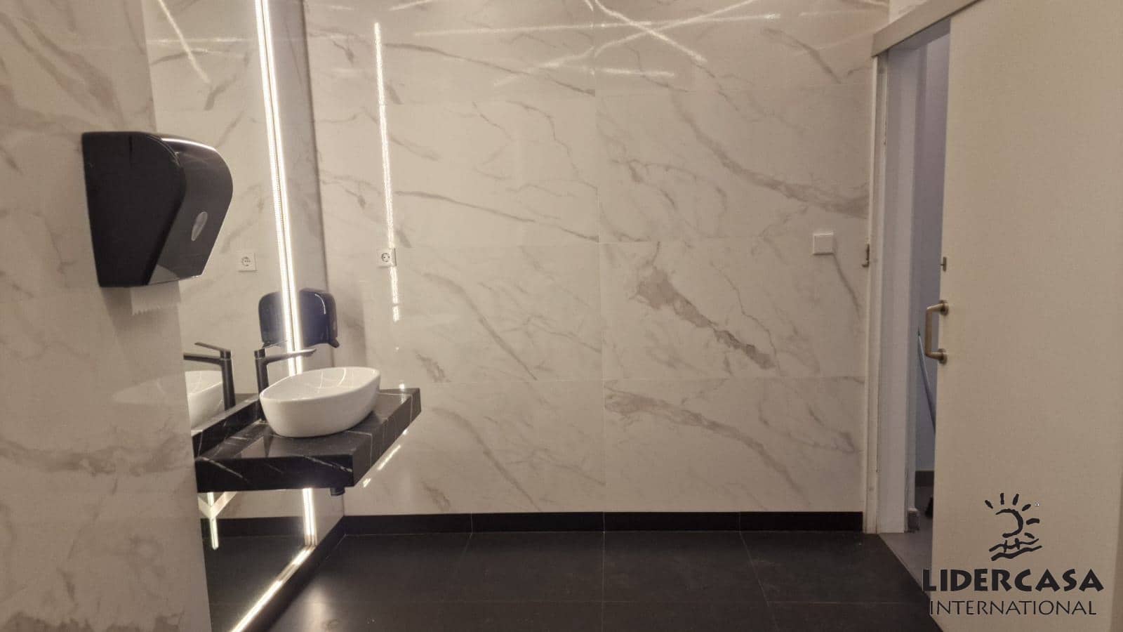 Local Commercial de 3 chambres à louer à El Raal avec garage - 1 500 € (Ref: 9466128)