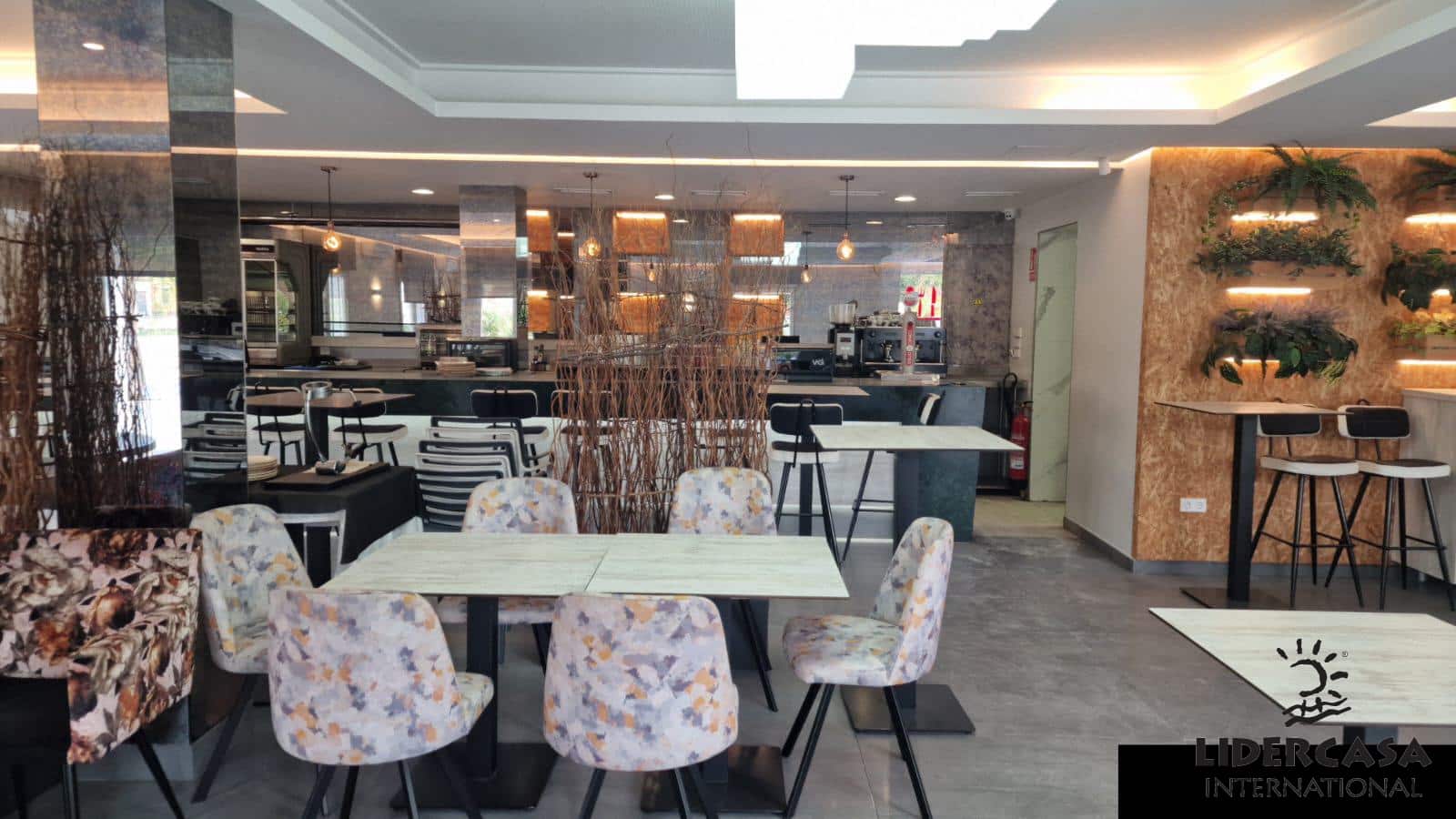 Local Commercial de 3 chambres à louer à El Raal avec garage - 1 500 € (Ref: 9466128)