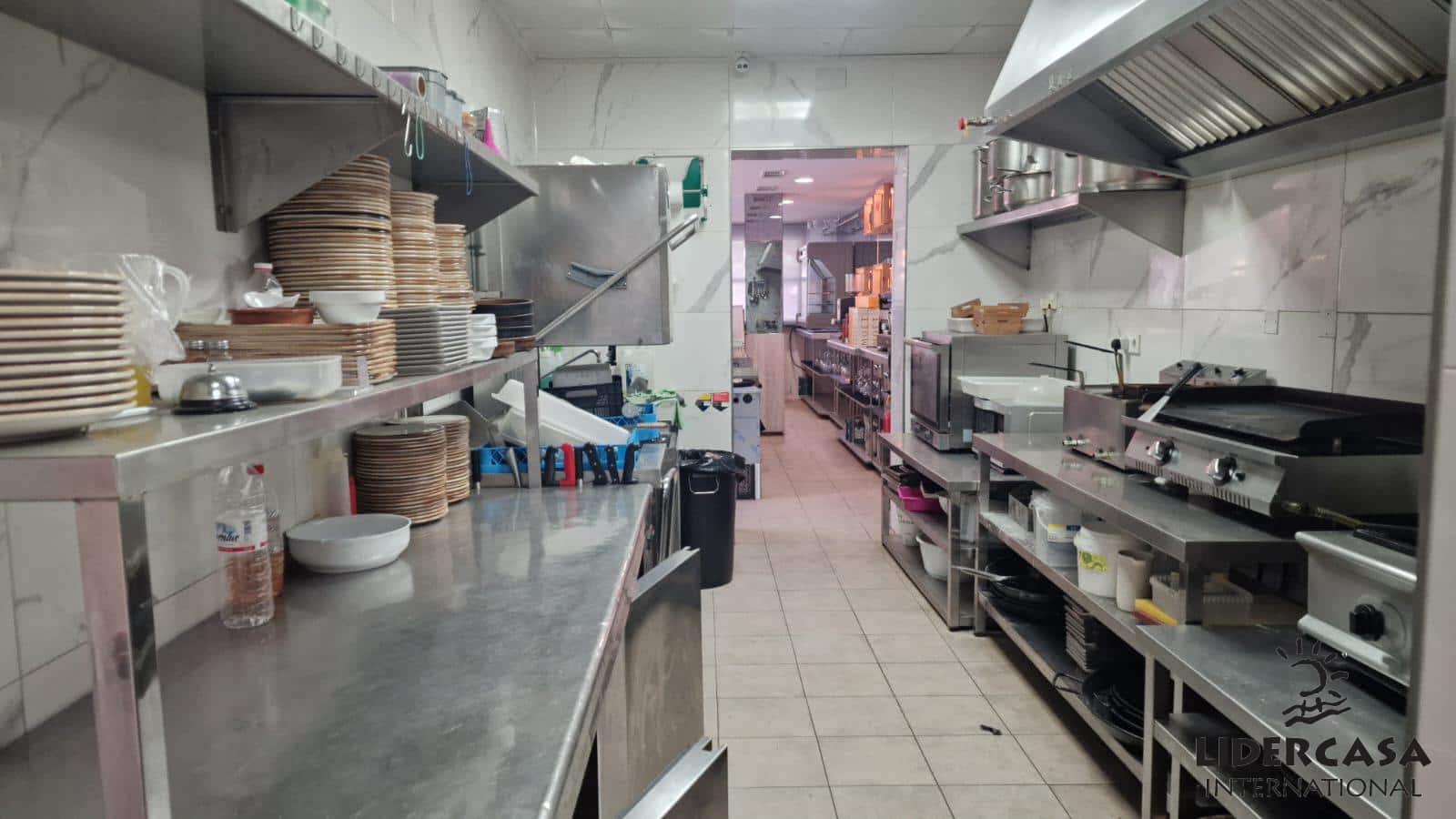 Local Commercial de 3 chambres à louer à El Raal avec garage - 1 500 € (Ref: 9466128)