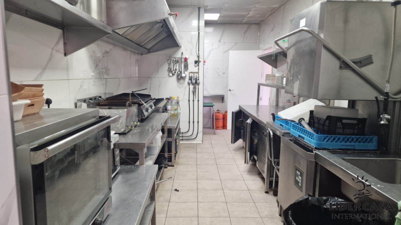 Local Commercial de 3 chambres à louer à El Raal avec garage - 1 500 € (Ref: 9466128)