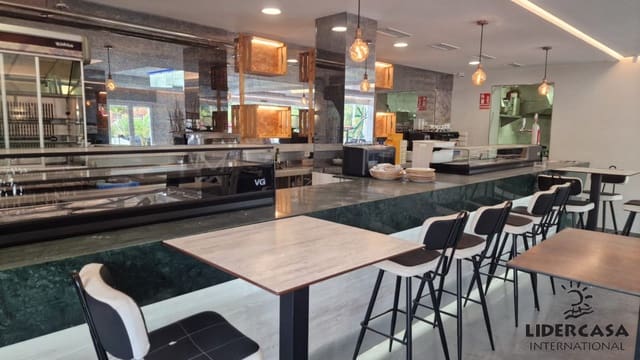 Local Commercial de 3 chambres à louer à El Raal, Murcie ville avec garage - 1 500 € (Ref: 9466128)