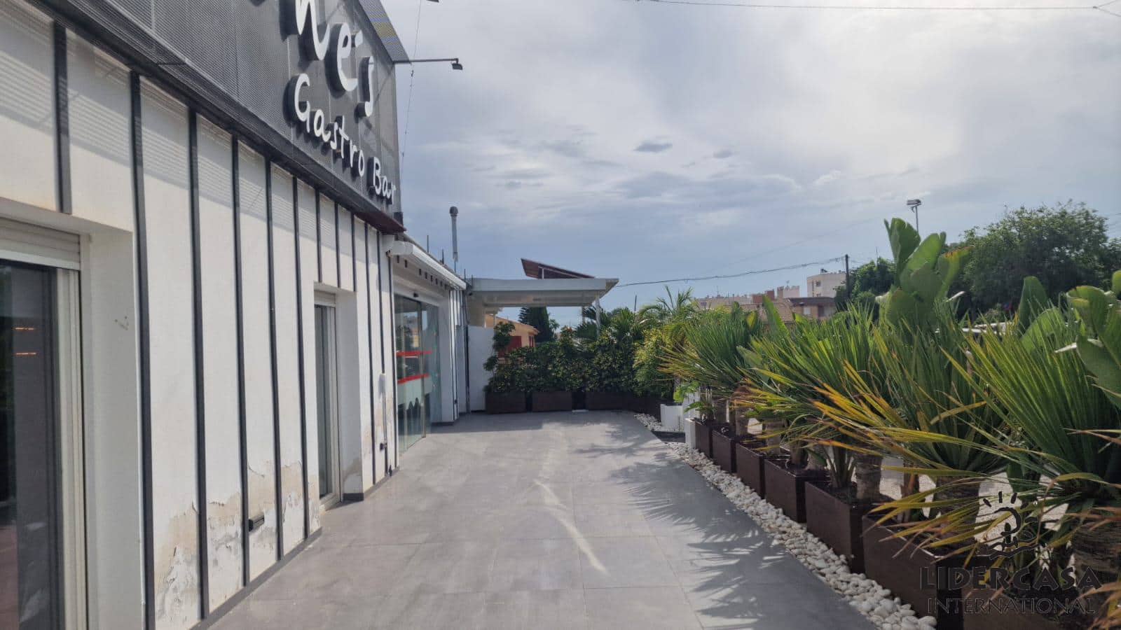 Local Commercial de 3 chambres à louer à El Raal avec garage - 1 500 € (Ref: 9466128)