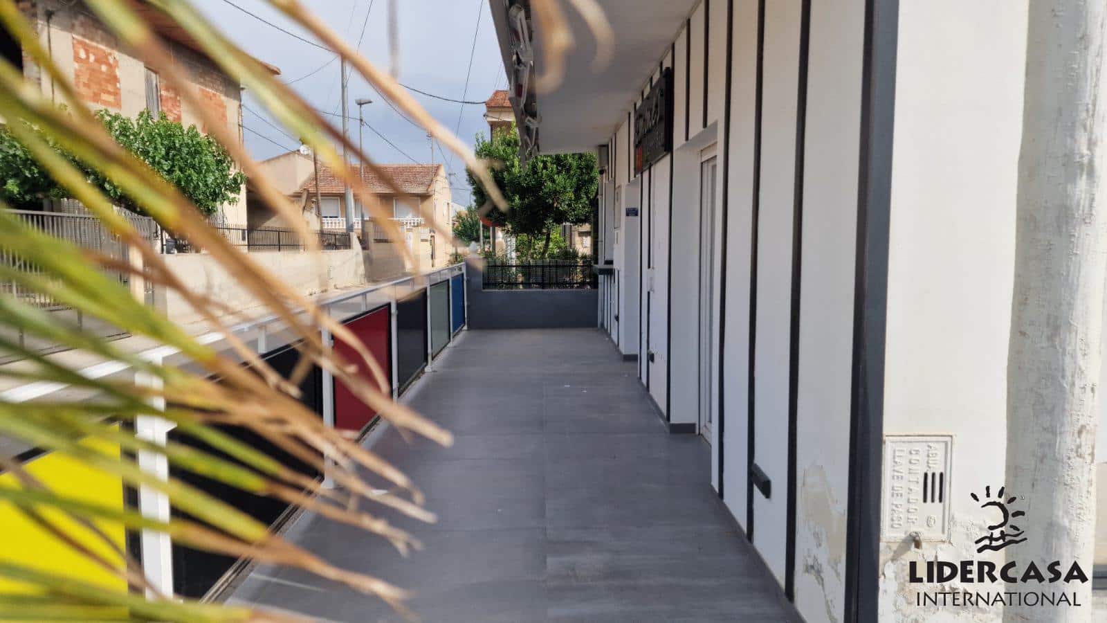 Local Commercial de 3 chambres à louer à El Raal avec garage - 1 500 € (Ref: 9466128)