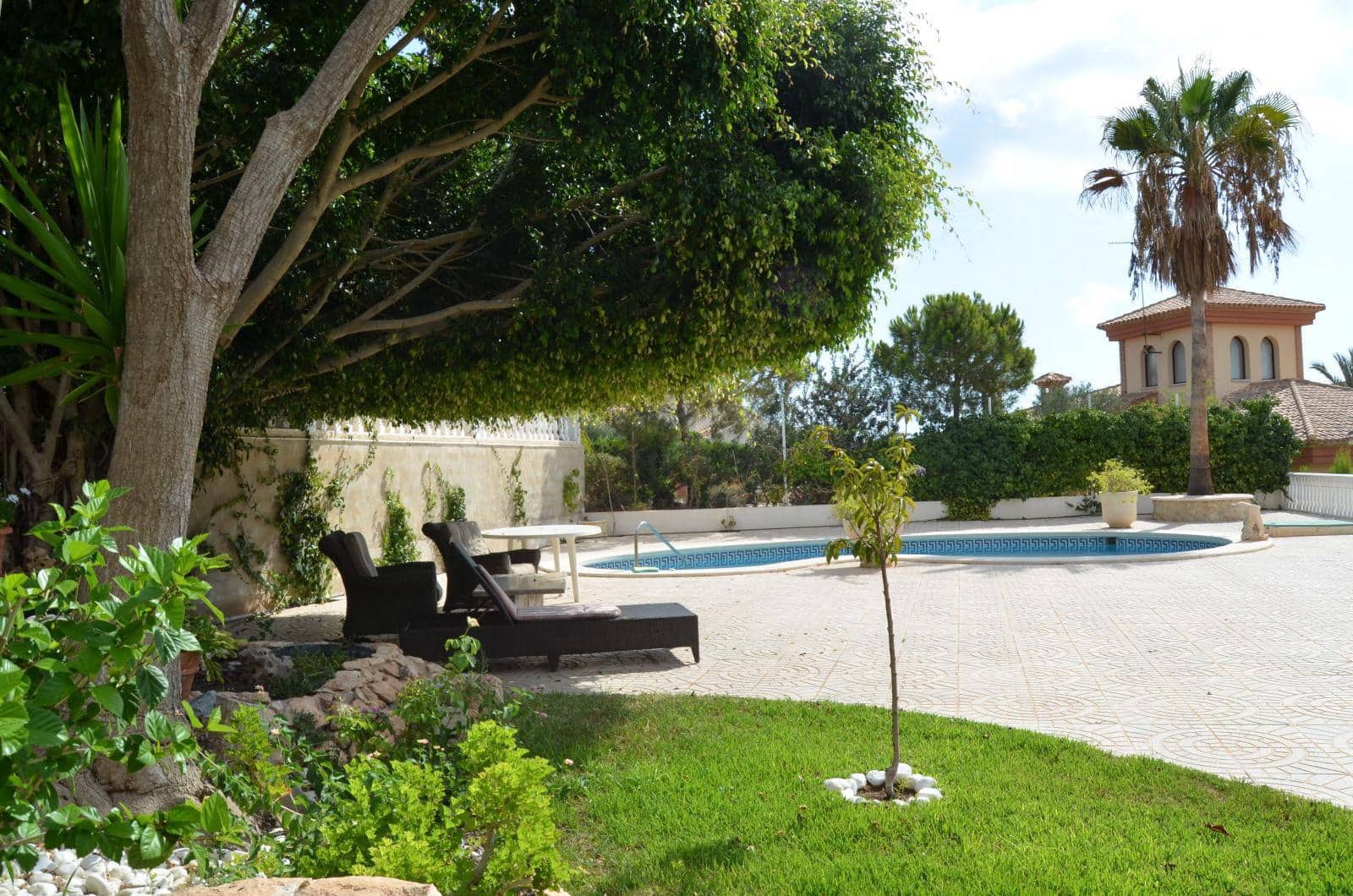 5 sypialnia Willa na sprzedaż w Dehesa de Campoamor z basenem garażem - 1 200 000 € (Ref: 9466130)