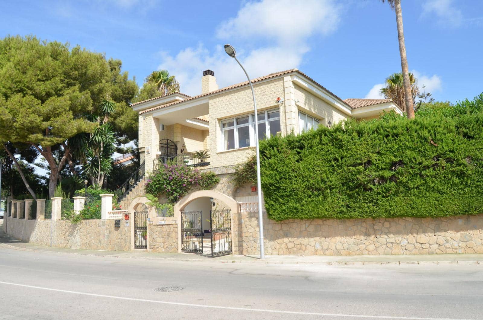 5 sypialnia Willa na sprzedaż w Dehesa de Campoamor z basenem garażem - 1 200 000 € (Ref: 9466130)