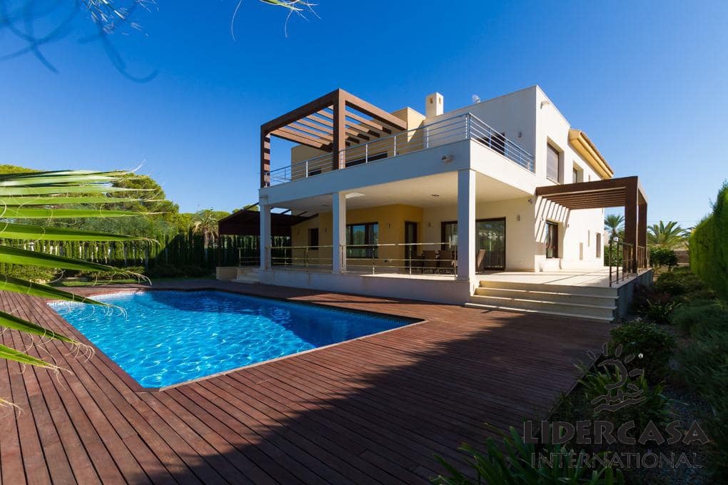 Chalet de 5 habitaciones en Orihuela en venta con piscina garaje - 1.995.000 € (Ref: 9471320)