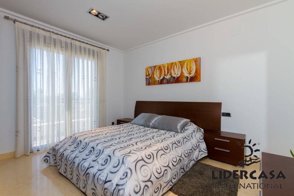 Chalet de 5 habitaciones en Orihuela en venta con piscina garaje - 1.995.000 € (Ref: 9471320)