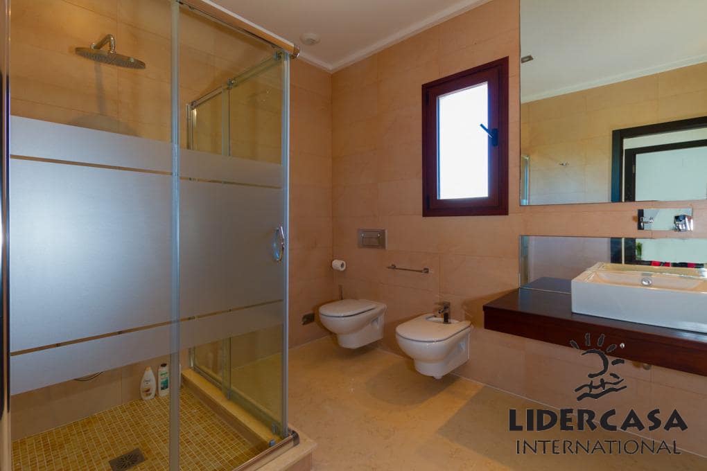 Chalet de 5 habitaciones en Orihuela en venta con piscina garaje - 1.995.000 € (Ref: 9471320)