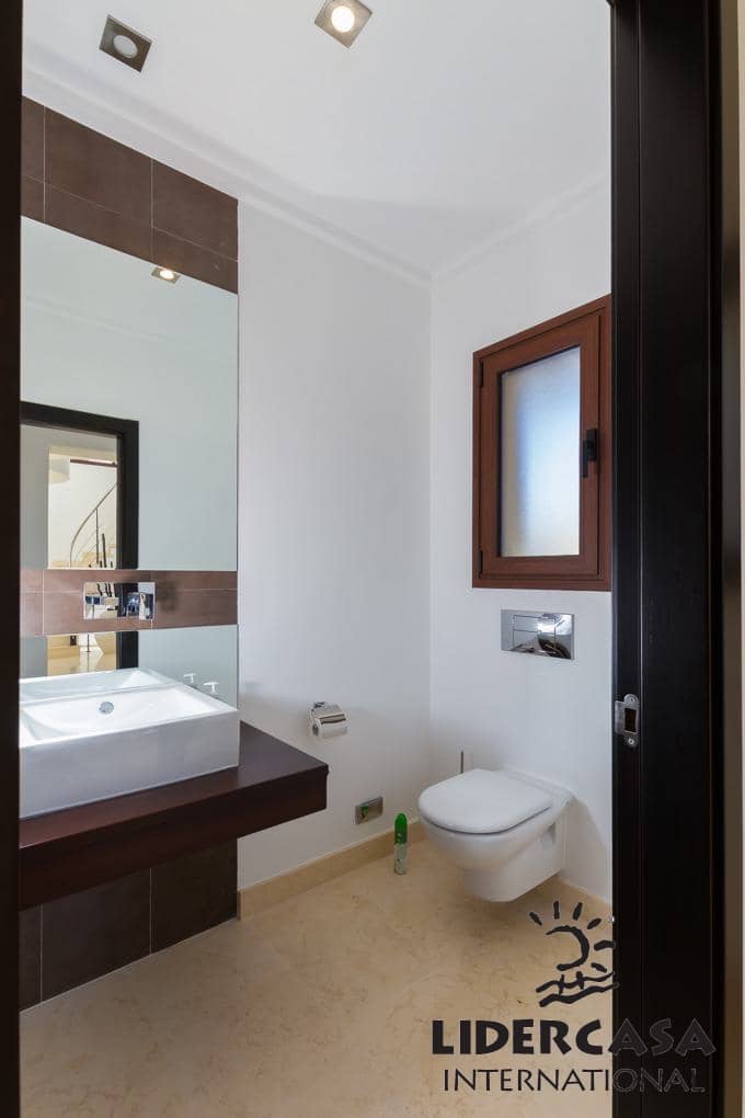 Chalet de 5 habitaciones en Orihuela en venta con piscina garaje - 1.995.000 € (Ref: 9471320)