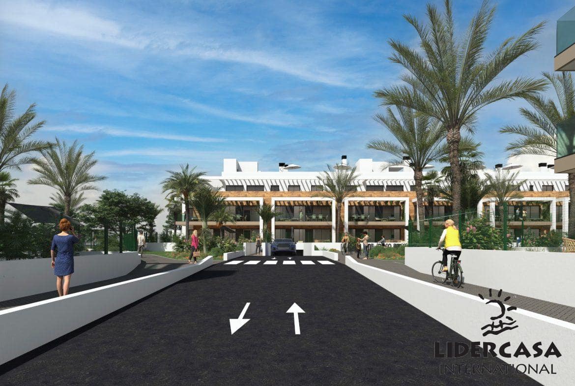 2 soveværelse Lejlighed til salg i Los Alcazares med swimmingpool garage - € 270.000 (Ref: 9471326)