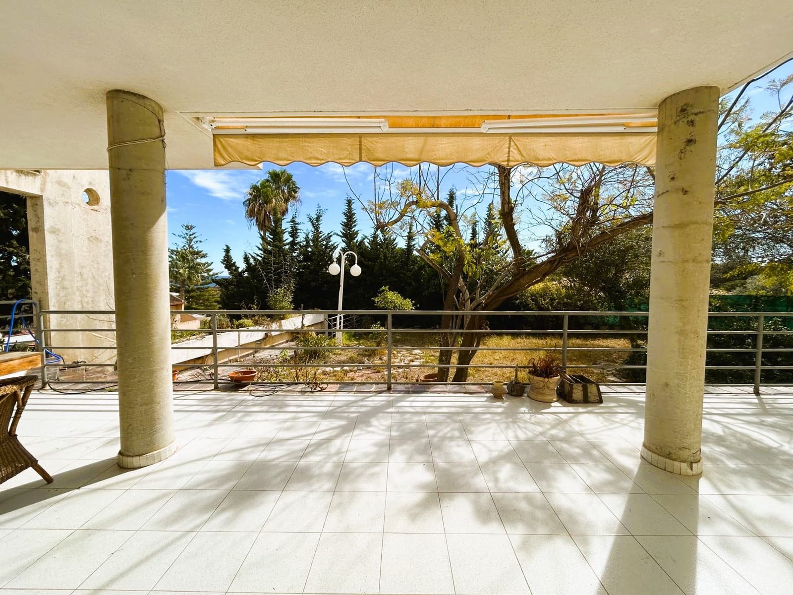 5 slaapkamer Villa te koop in Dehesa de Campoamor met garage - € 890.000 (Ref: 9471327)