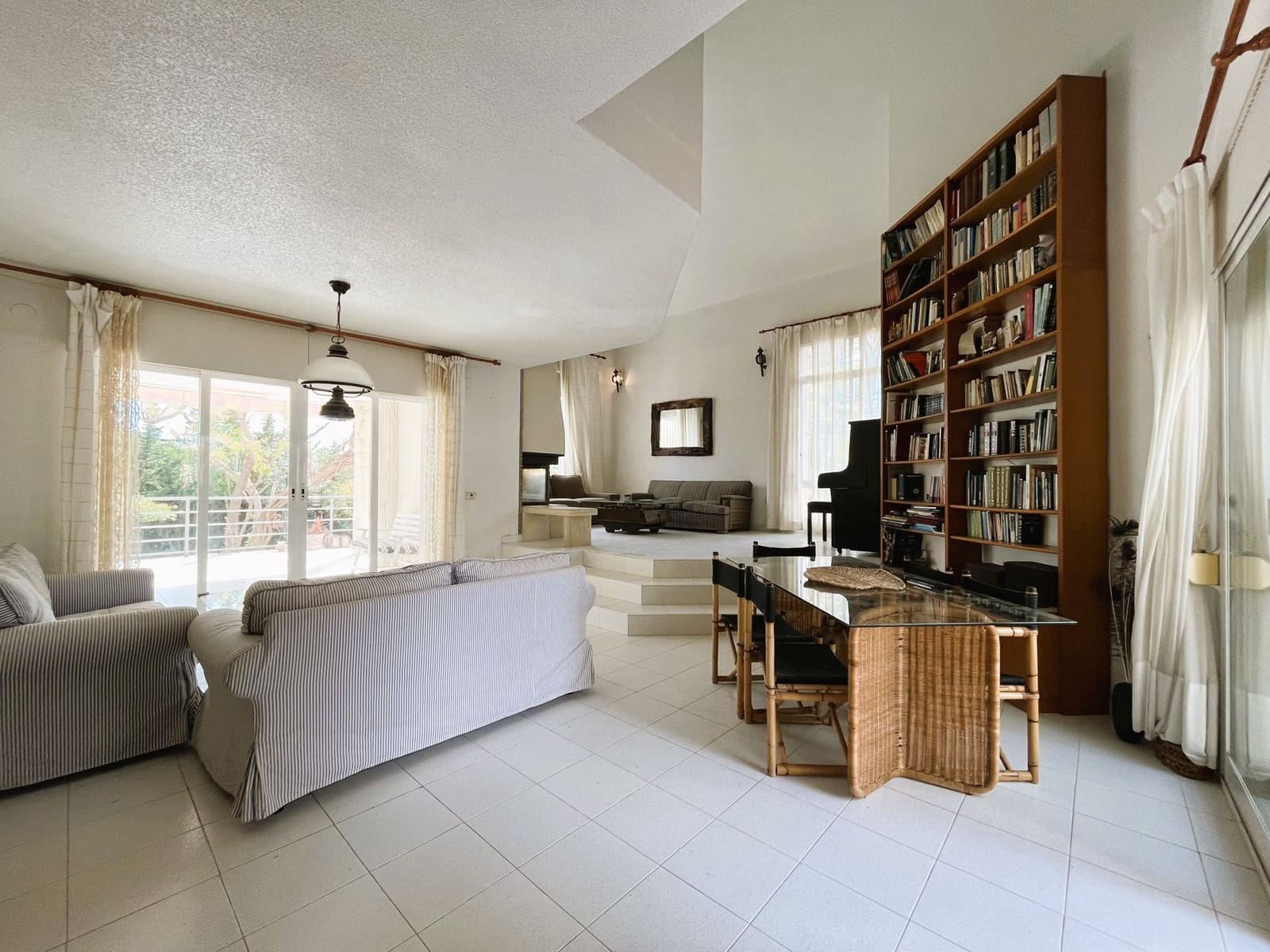 5 slaapkamer Villa te koop in Dehesa de Campoamor met garage - € 890.000 (Ref: 9471327)