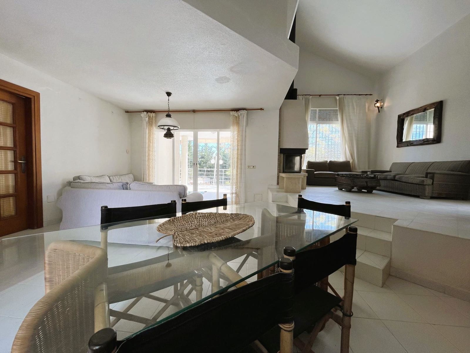 5 slaapkamer Villa te koop in Dehesa de Campoamor met garage - € 890.000 (Ref: 9471327)