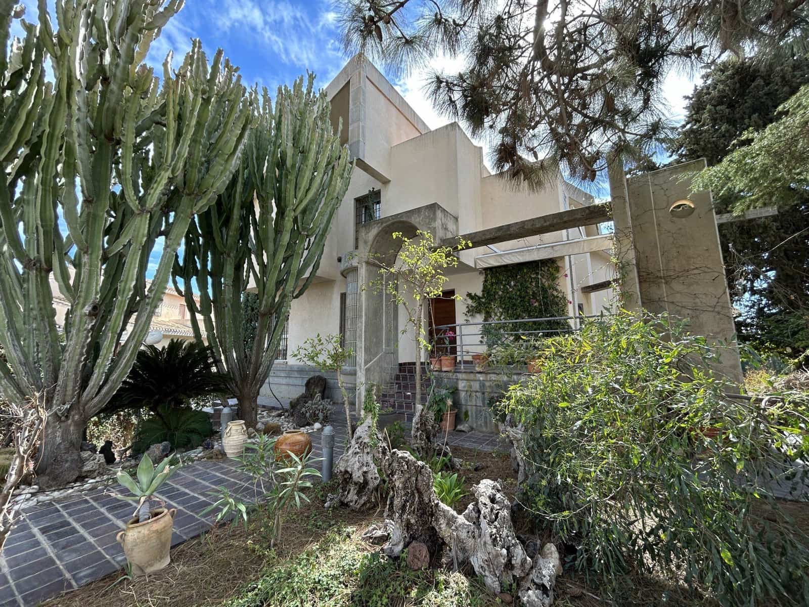 5 slaapkamer Villa te koop in Dehesa de Campoamor met garage - € 890.000 (Ref: 9471327)