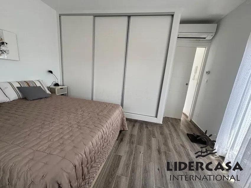 3 slaapkamer Villa te koop in Punta Prima met zwembad garage - € 695.000 (Ref: 9473239)