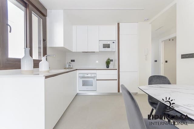 3 bedroom Penthouse for sale in Los Balcones - Los Altos, Torrevieja with pool garage - € 359,000 (Ref: 9473240)