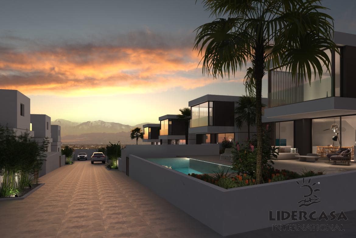 Chalet de 4 habitaciones en Rojales en venta con piscina garaje - 775.000 € (Ref: 9473241)