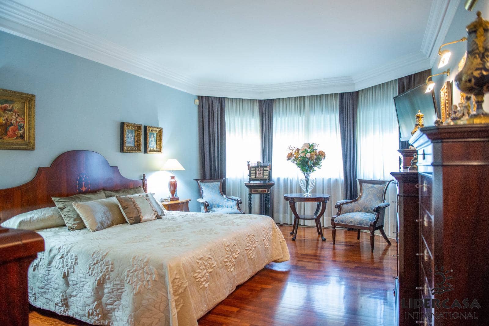 5 makuuhuone Huvila myytävänä paikassa San Pedro del Pinatar mukana uima-altaan 
autotalli - 1 500 000 € (Ref: 9473244)