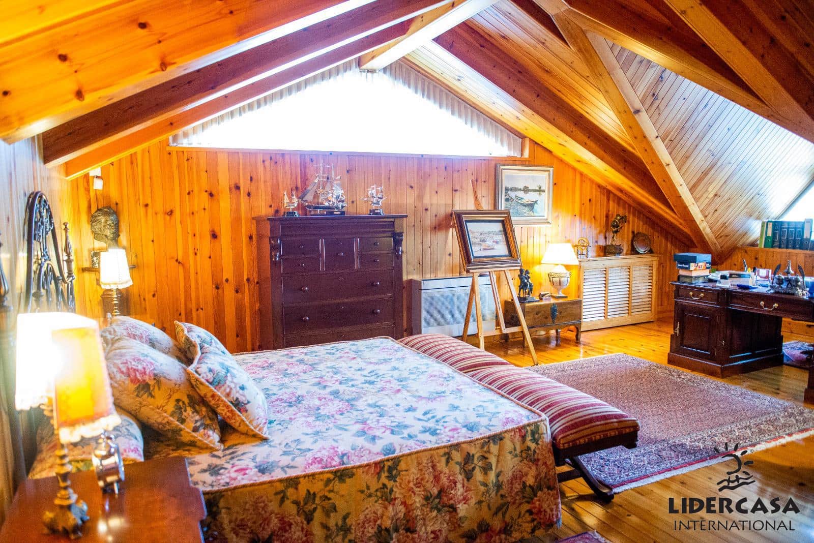 5 makuuhuone Huvila myytävänä paikassa San Pedro del Pinatar mukana uima-altaan 
autotalli - 1 500 000 € (Ref: 9473244)