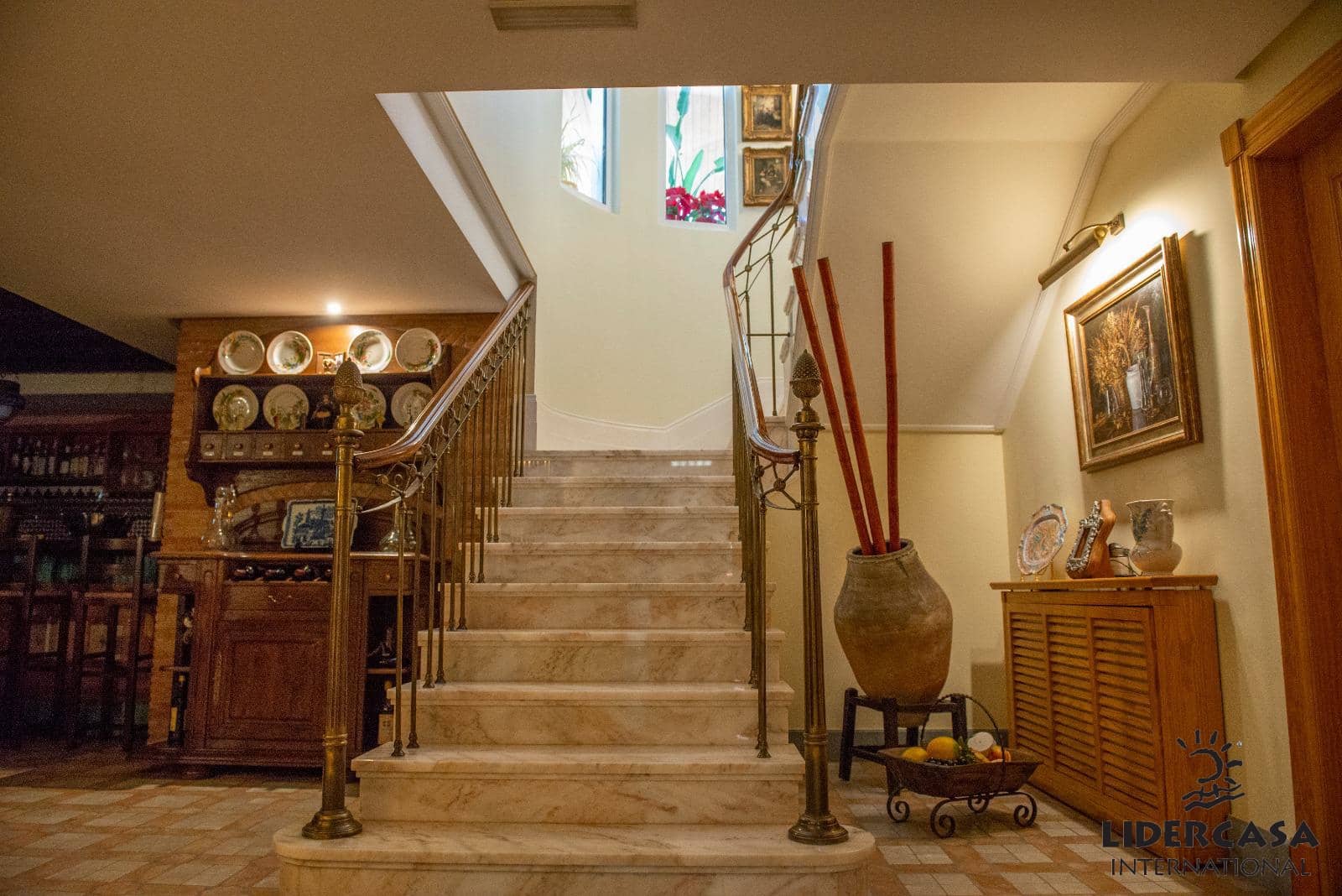 5 makuuhuone Huvila myytävänä paikassa San Pedro del Pinatar mukana uima-altaan 
autotalli - 1 500 000 € (Ref: 9473244)