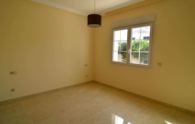 5 Zimmer Villa zu verkaufen in Cabo Roig, Orihuela mit Pool Garage - 1.700.000 € (Ref: 9473245)