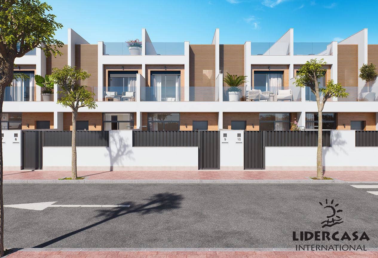 3 soveværelse Rækkehus til salg i San Pedro del Pinatar med swimmingpool garage - € 345.000 (Ref: 9473247)