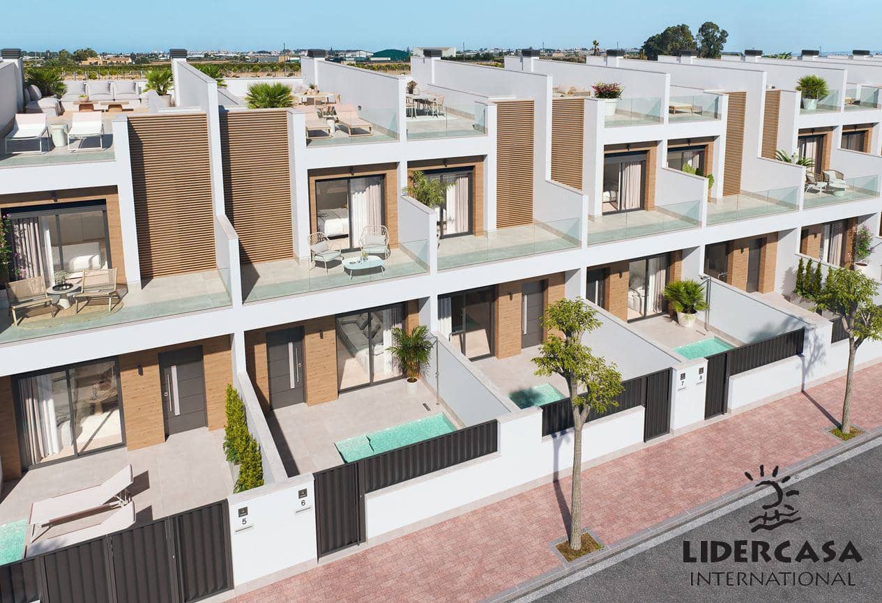 3 soveværelse Rækkehus til salg i San Pedro del Pinatar med swimmingpool garage - € 345.000 (Ref: 9473247)