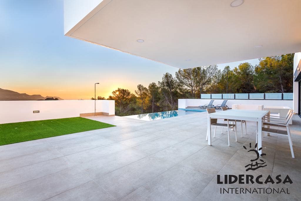 3 soverom Rekkehus til salgs i Dolores med svømmebasseng garasje - € 355 000 (Ref: 9473250)