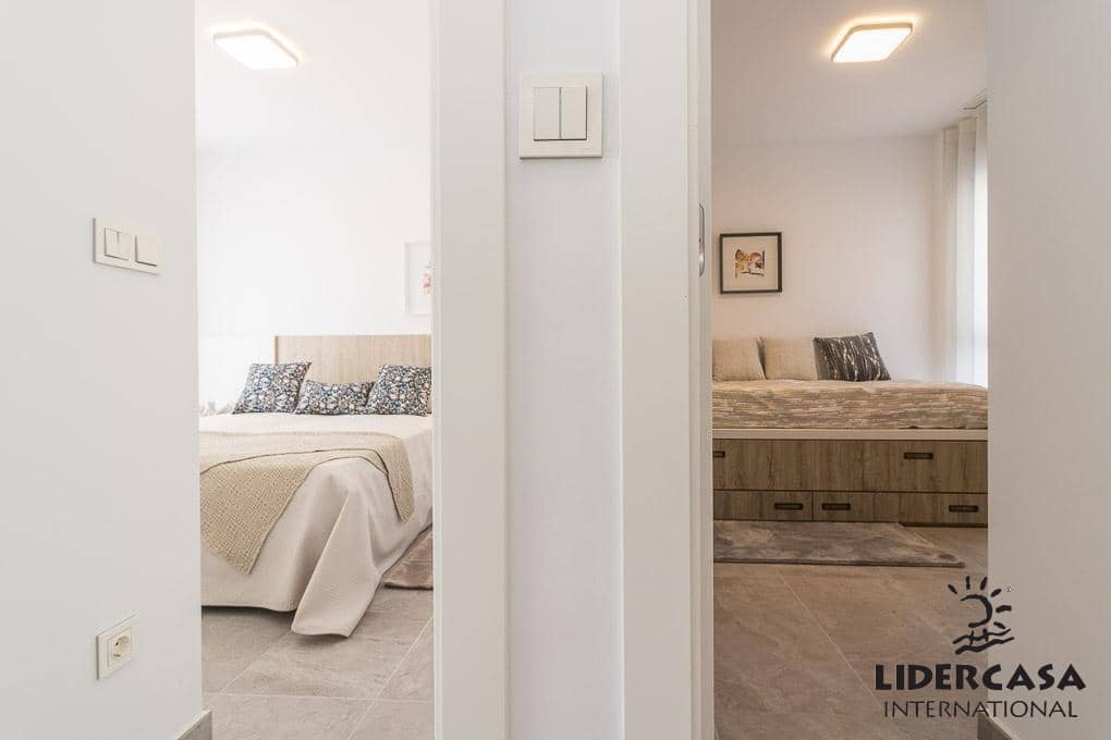 3 sypialnia Mieszkanie na sprzedaż w Torrevieja z basenem - 294 900 € (Ref: 9473251)