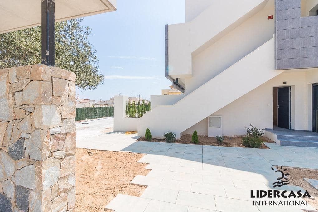 3 sypialnia Mieszkanie na sprzedaż w Torrevieja z basenem - 294 900 € (Ref: 9473251)