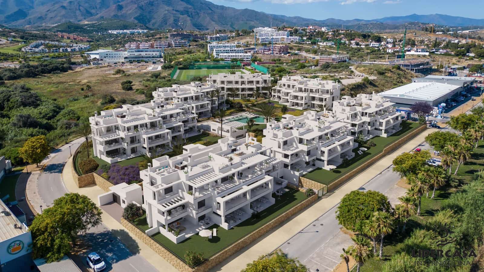 1 Zimmer Apartment zu verkaufen in Estepona mit Pool Garage - 460.000 € (Ref: 9473254)