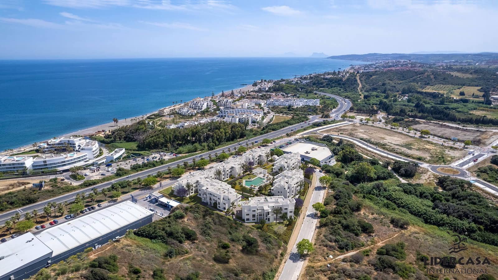 1 Zimmer Apartment zu verkaufen in Estepona mit Pool Garage - 460.000 € (Ref: 9473254)