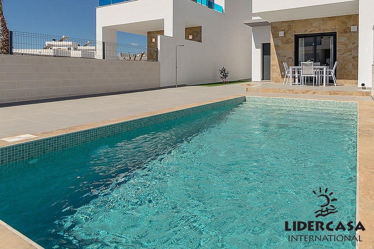 3 makuuhuone Paritalo myytävänä paikassa Orihuela mukana uima-altaan - 329 000 € (Ref: 9473256)