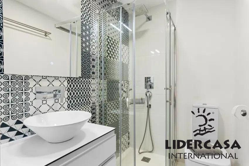 Apartamento para venda em Torre de la Horadada com piscina - 249 000 € (Ref: 9473257)